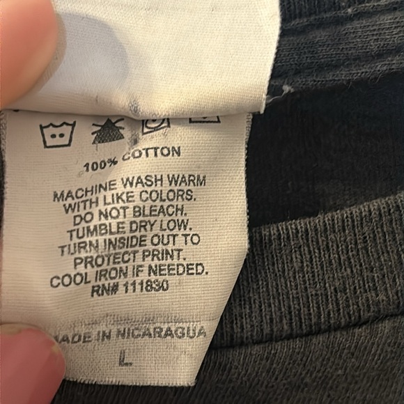 Twenty One Pilots graphic band tee size large - Picture 4 of 5